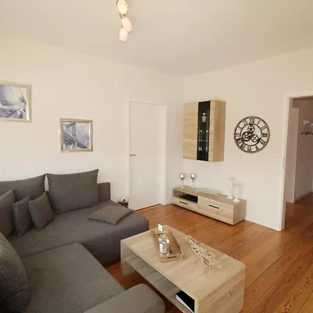 Deichvoigt Apartment *
